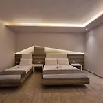 Imperial 4*