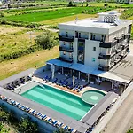 Imperial Hotel 4*