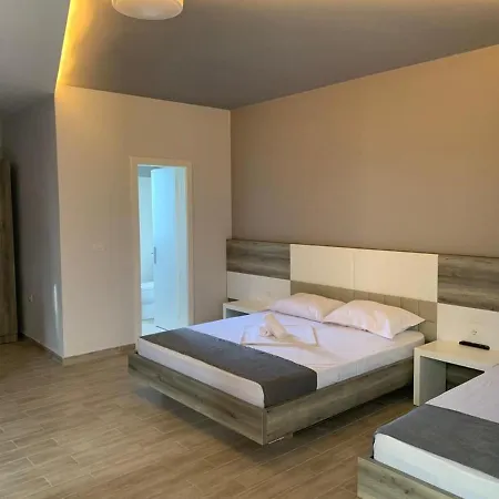Imperial 4*