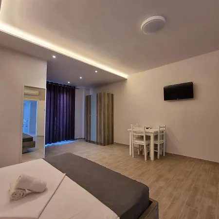 Imperial 4*