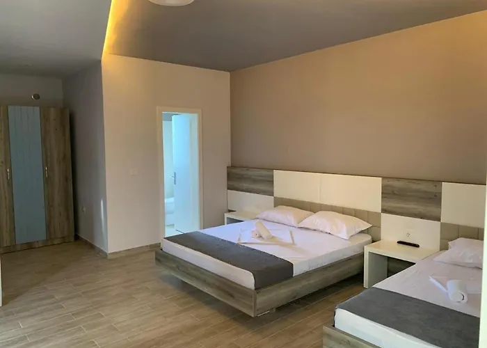 Imperial 4*